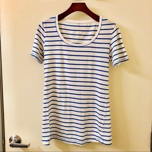 Lululemon  Blue and White stripe tee shirt